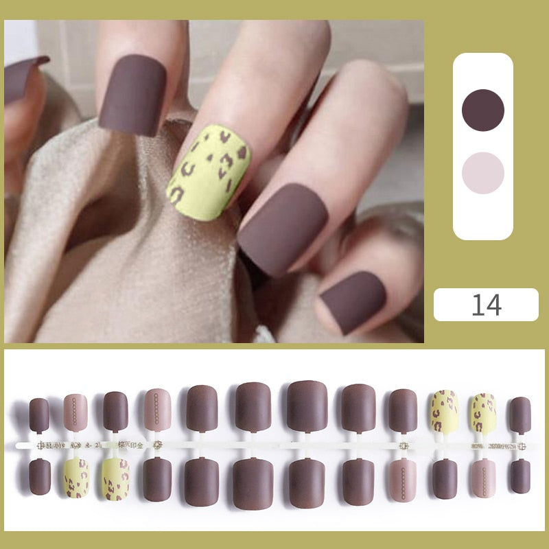 Ongle de Beauté décorés - French Love