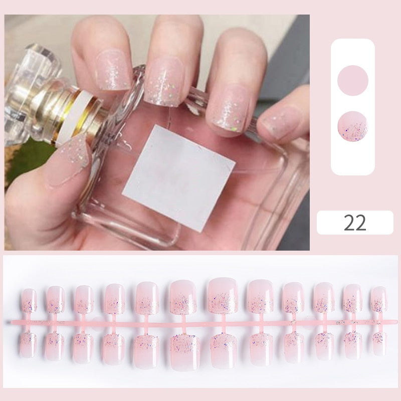 Ongle de Beauté décorés - French Love