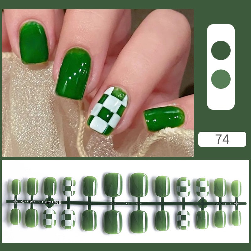 Ongle de Beauté décorés - French Love