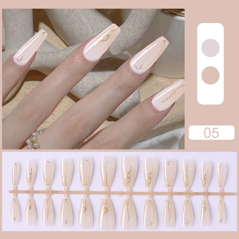 Ongle de Beauté décorés - French Love