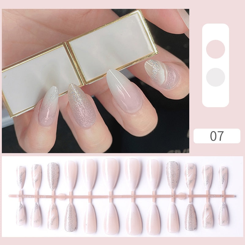 Ongle de Beauté décorés - French Love