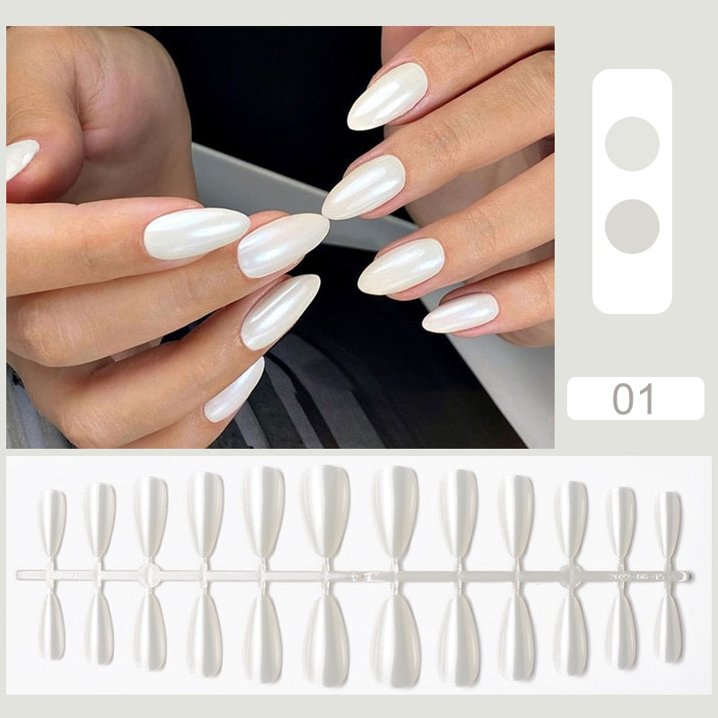 Ongle de Beauté décorés - French Love