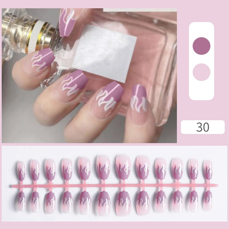 Ongle de Beauté décorés - French Love