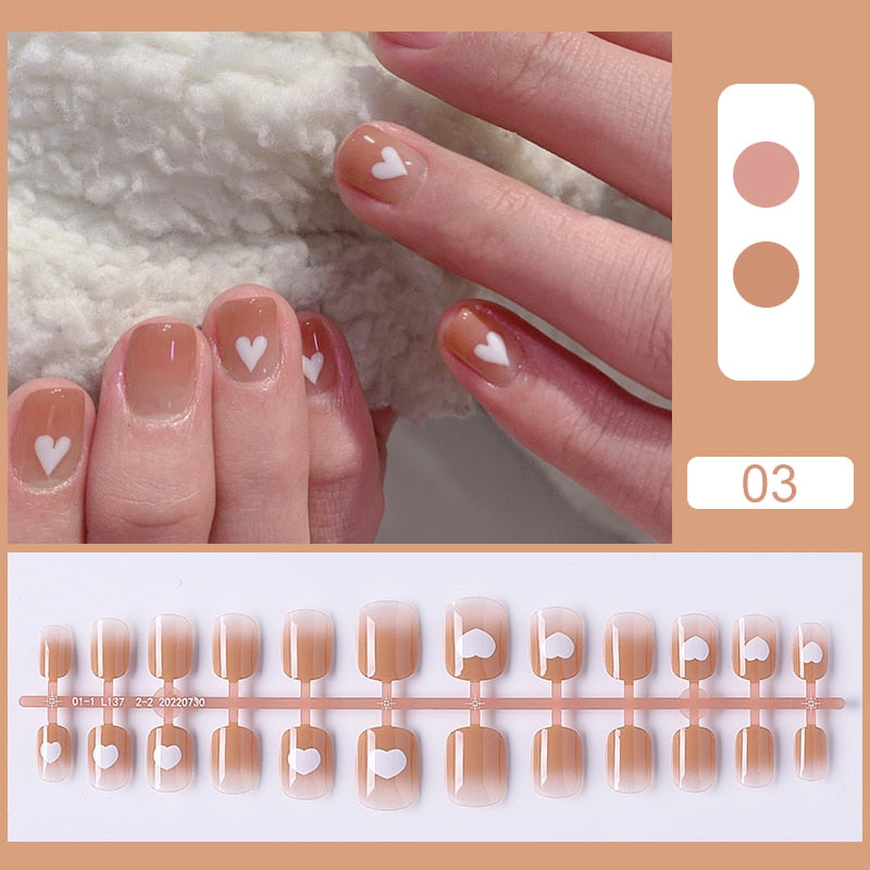 Ongle de Beauté décorés - French Love