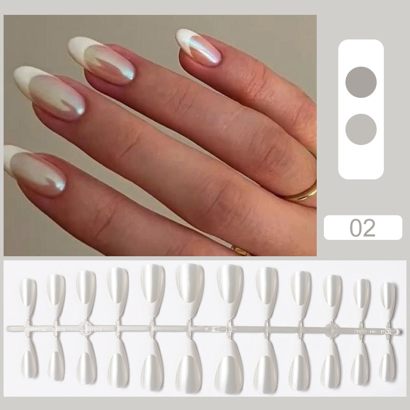 Ongle de Beauté décorés - French Love