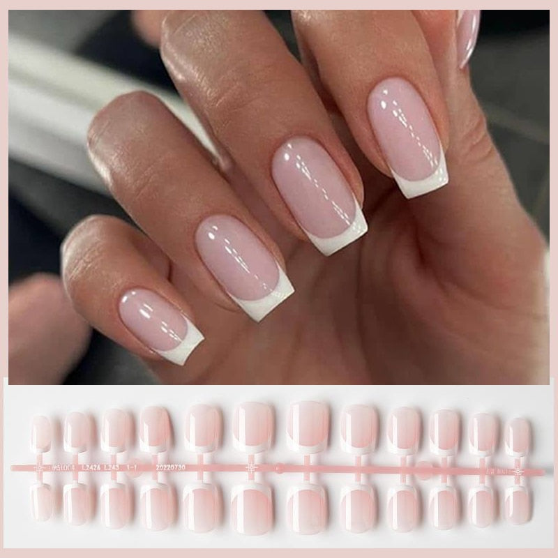 Ongle de Beauté décorés - French Love